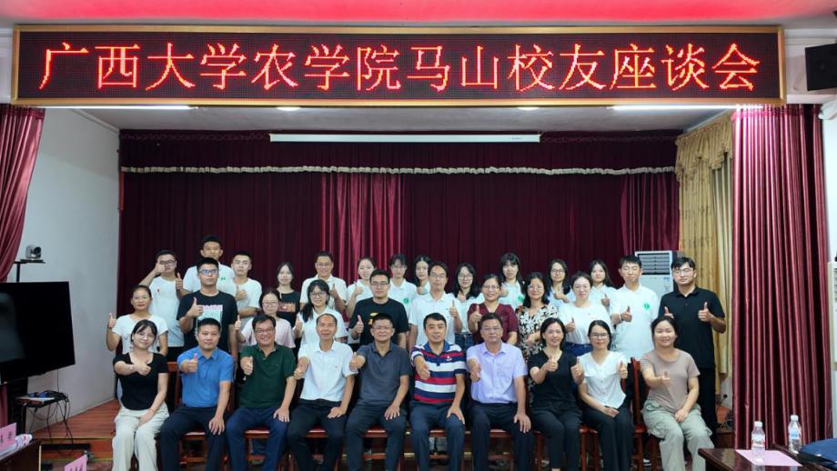 81798738a144365d8320eb00c0bdee4